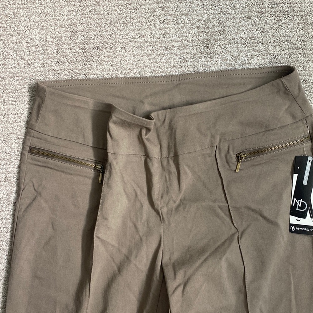 New Directions Taupe Slim Leg Pant Pants with Zipper Pockets, Size 8